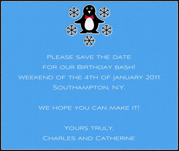 Blaue Winter Kartenvorlage für Online Save the Date Sendungen in Quertformat mit schwarzem Rand und kleinem Pinguin und schwarzen Eiskristallen inklusive gestalteter Text zum Anpassen.