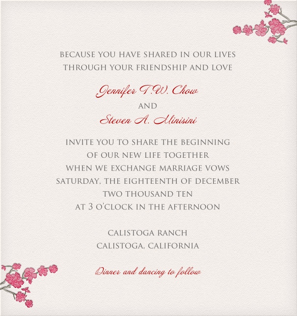 Weiße Hochzeitseinladungskarte mit roten Blumen und anpassbarem Text.