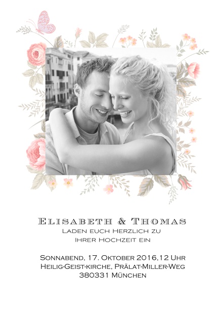 Online Einladungskarte zur Hochzeit mit zarter Blumendeko.