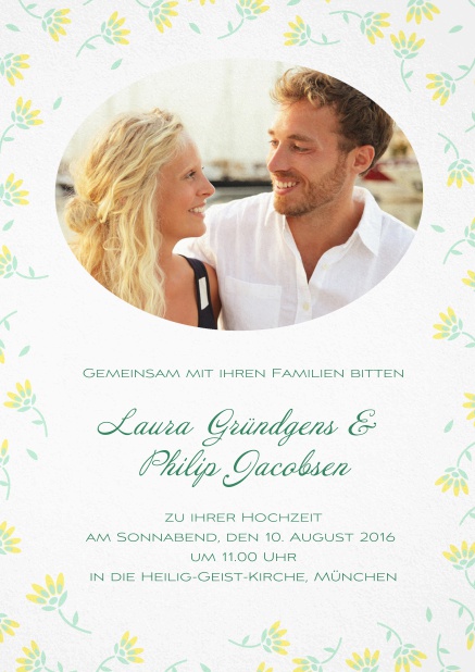 Einladungskarte zur Hochzeit mit grünen und gelben Blumen und ovalem Fotofeld. Gelb.