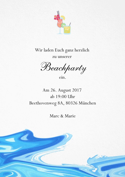 Einladungskarte zur Party oder zu Drinks mit Cocktails und Wasser