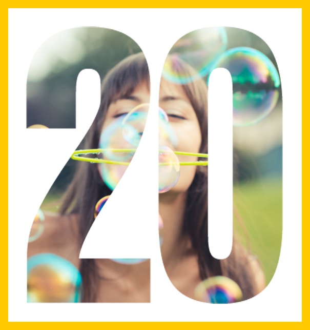 Online Einladungskarte zum 20. Geburtstag mit grosser ausgeschnittenen Zahl 20 für ein eigenes Foto. Gelb.