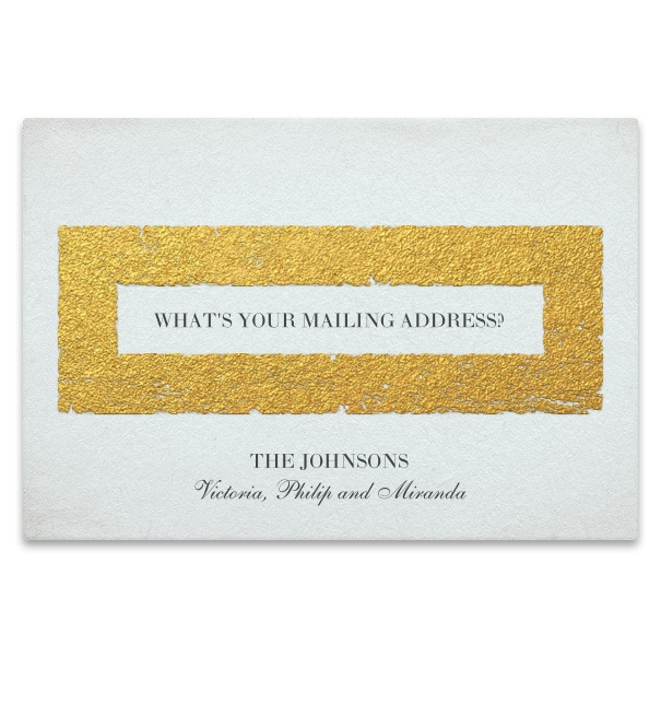 Weiße Karte mit gold umrandetem, editierbarem Textfeld zur Abfrage der Postadresse.
