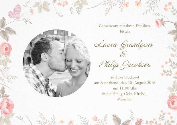 Einladungskarte zur Hochzeit mit rundem Foto und zarten Blumenrahmen.