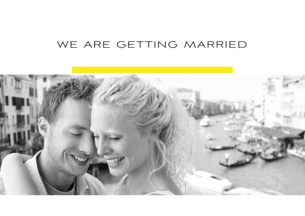 Online Hochzeitseinladungskarte mit allen Seiten gestaltet, inkl. Foto und Textoptionen mit gelder Linie. Gelb.