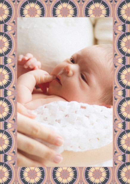 Geburtsanzeige mit Foto im Jugendstil Design mit Roots-Rahmen. Rosa.