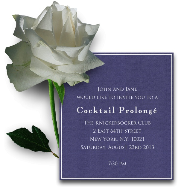 Blumen Einladungskarte in blau mit weissen Rahmen und digitaler Version einer echten weissen Rose an der linken oberen Seite.