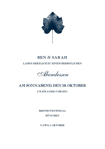 Online Einladungskarte im herbstlichen Stil mit zentriertem Blatt. Marine.