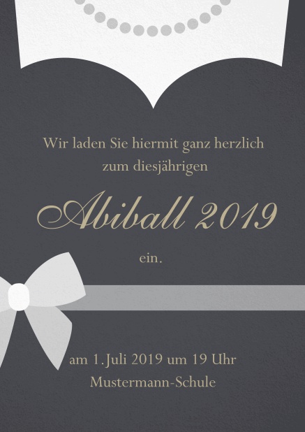 Einladungskarte zum Abi-Ball gestaltet als Abendkleid Grau.