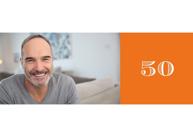 Online Geburtstagseinladung zum 50. Geburtstag mit Fotofeld links und Textfeld rechts. Orange.