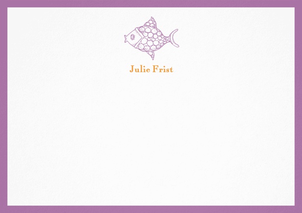 Anpassbare Briefkarte mit illustriertem Fish und Rahmen in verschiedenen Farben. Lila.