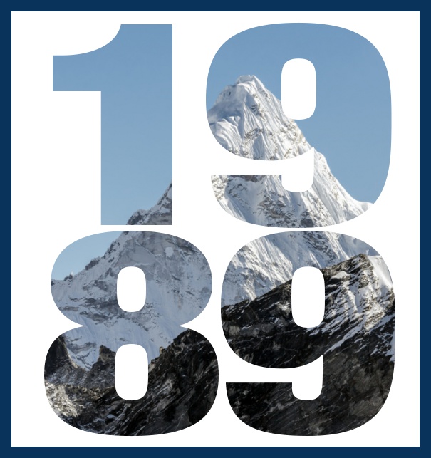 1989 gegründet gross - Marine - 30. Jubiläum Online Einladungskarte zum 30. Jubiläum mit ausgeschnittener Jahreszahl 1989 und schönen verschneiten Bergimage dahinter. Marine.