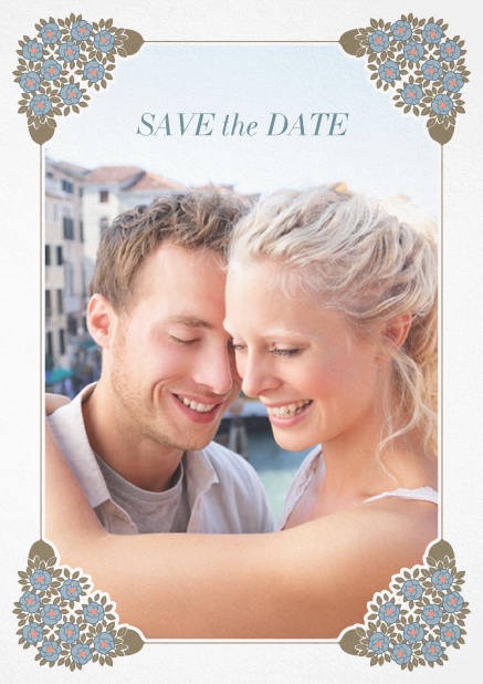 Hochzeits save the date mit Fotofeld und Jugendstil Blumenornamenten. Weiss.