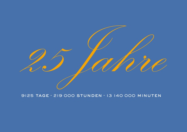 Online 25 Jahre Feier mit goldener Schrift auf grauer Karte. Silberne Hochzeit muss gefeiert werden. Blau.