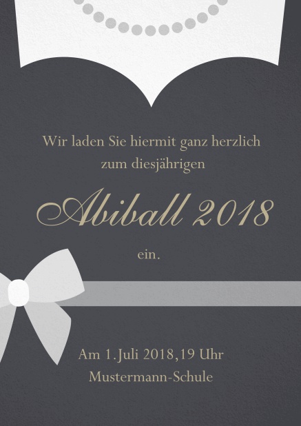 Abiball 2018 Einladungskarte gestaltet als Kleid mit Halskette. Grau.