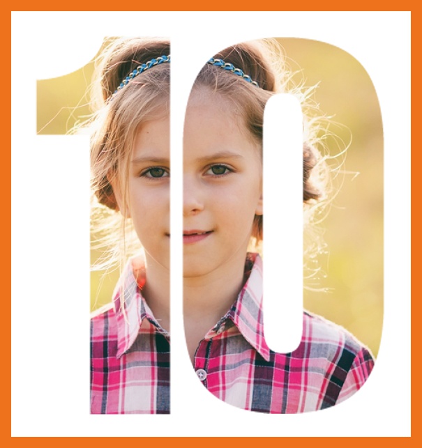 Online Einladungskarte zum 10. Geburtstag mit grosser ausgeschnittenen Zahl 10 für ein eigenes Foto. Orange.