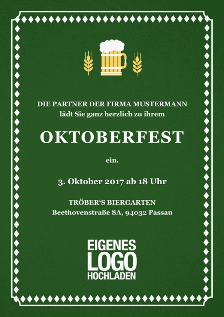 Klassisch farbige Einladungskarte zum Bierfest mit Hopfen und Bierillustration Grün.