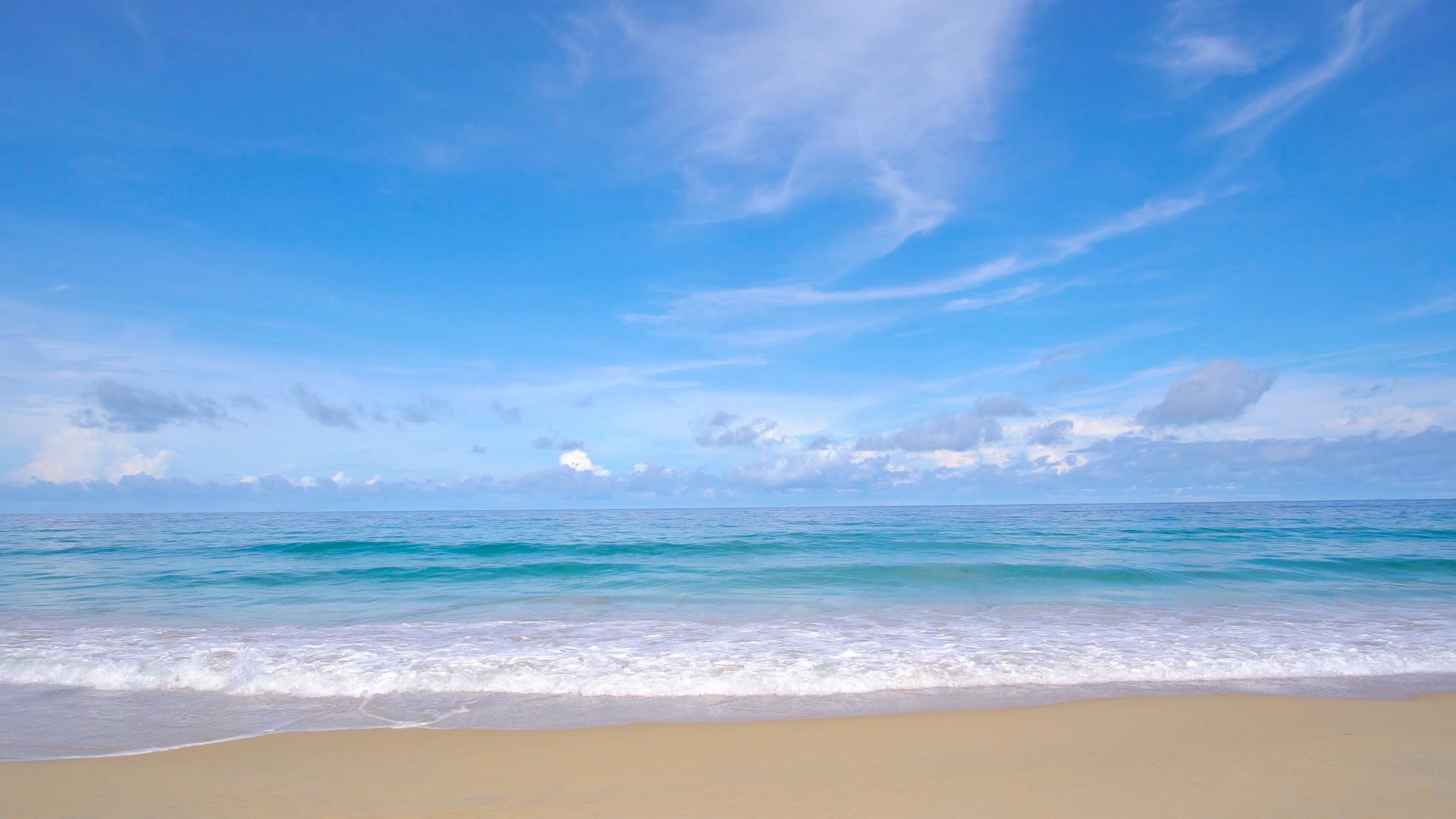 Video of beautiful beach with small waves breaking