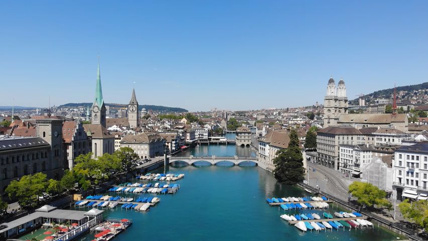 Video von Zurich mit Wasser und Boaten