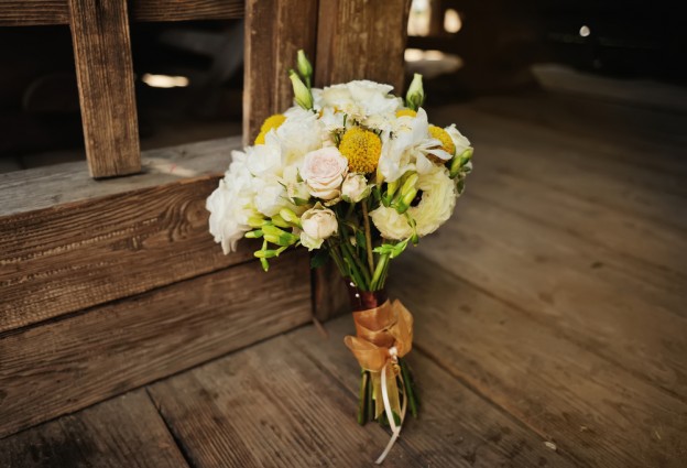 Flower Buquet as Headder for What's your wedding style.